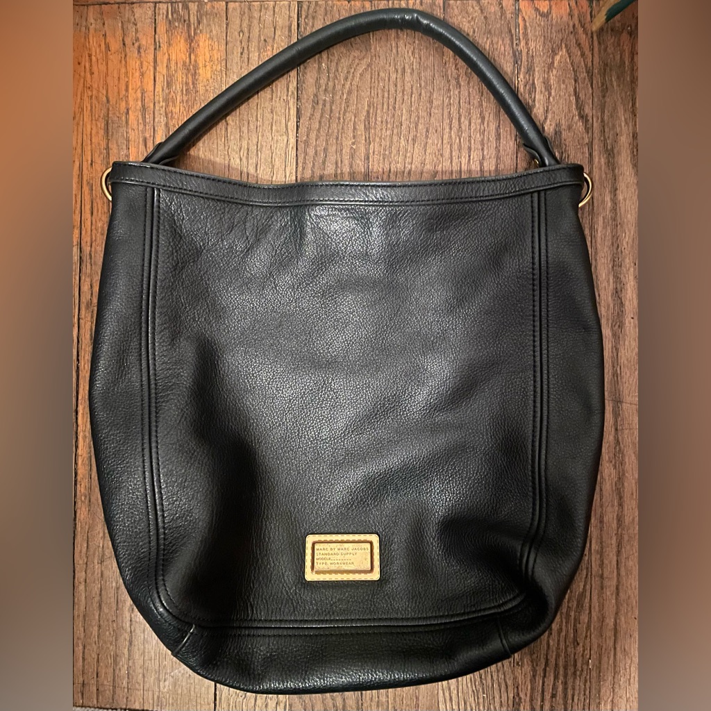 Marc Jacobs Black Leather Hobo Bag Corpcore Business Casual Wear To Work